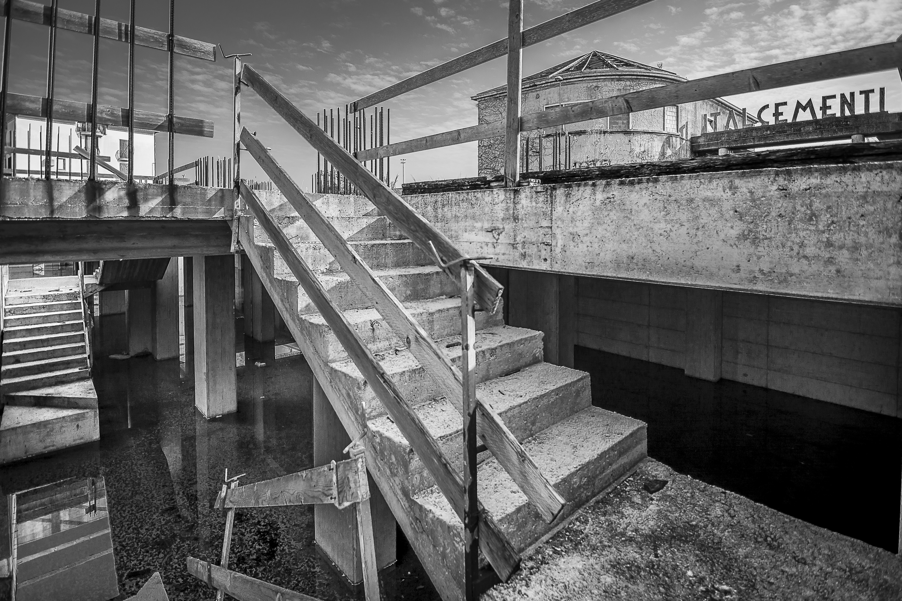 Ex stabilimento Italcementi, Senigallia. Foto di 'O Sarracino 