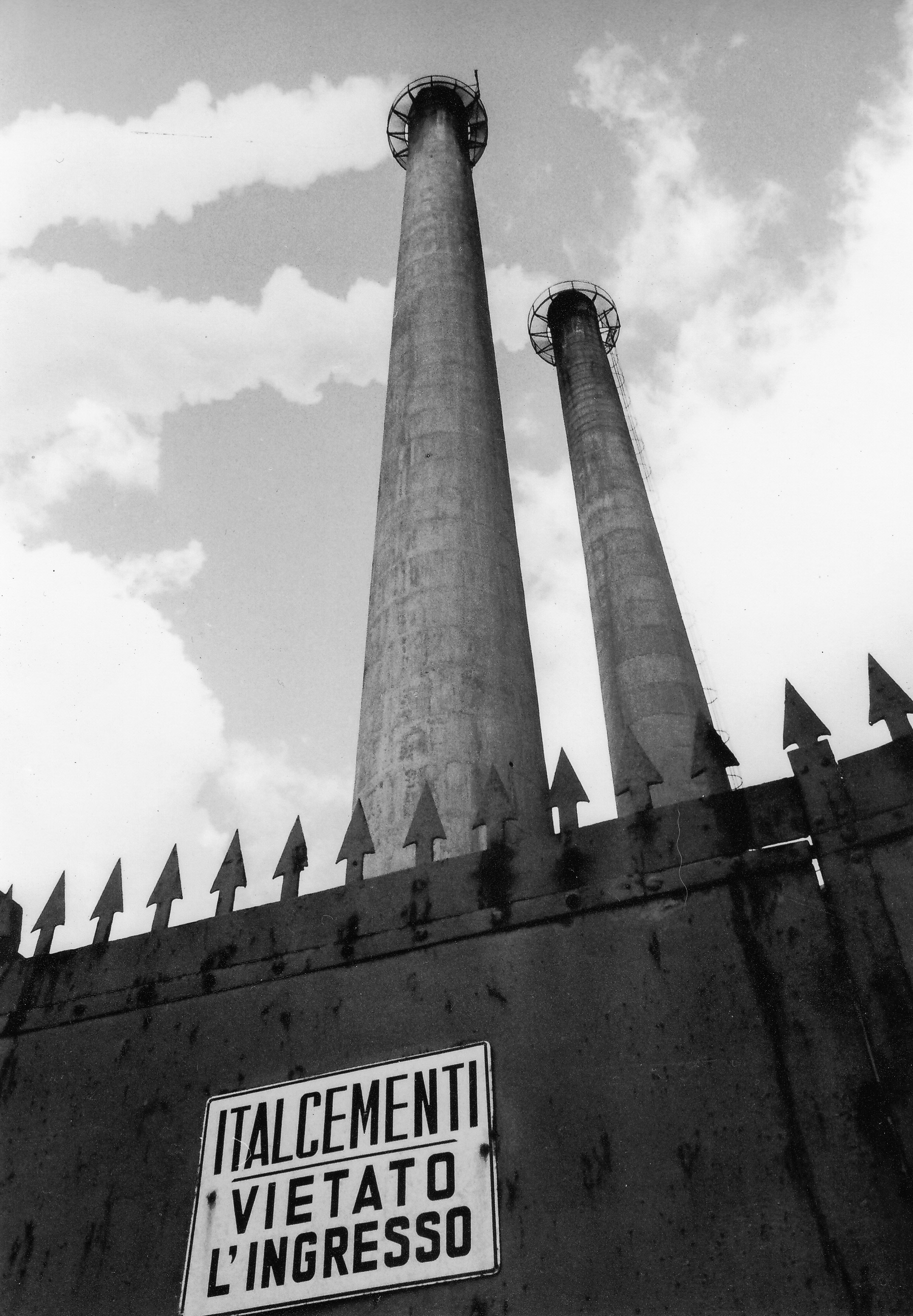 Ex stabilimento Italcementi, Senigallia. Foto di 'O Sarracino