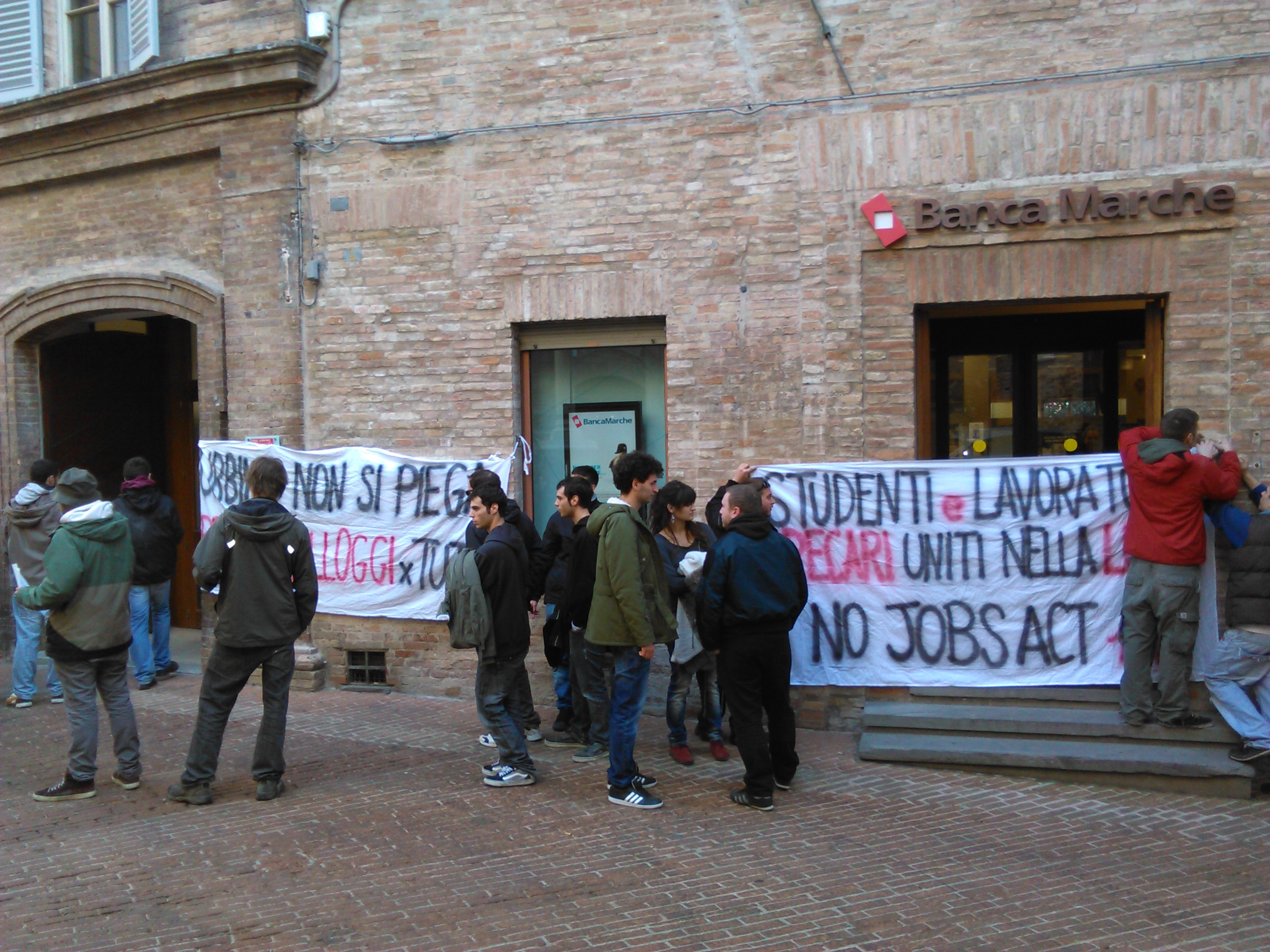 Urbino, studenti contro il Jobs Act, 14 novembre 2014. Foto di Miranda